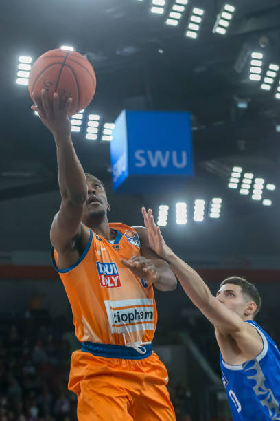 而是采用了 而是采用了