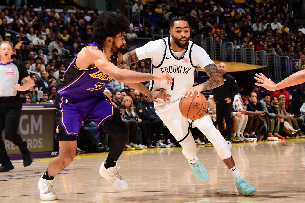 社交媒体上 社交媒体上